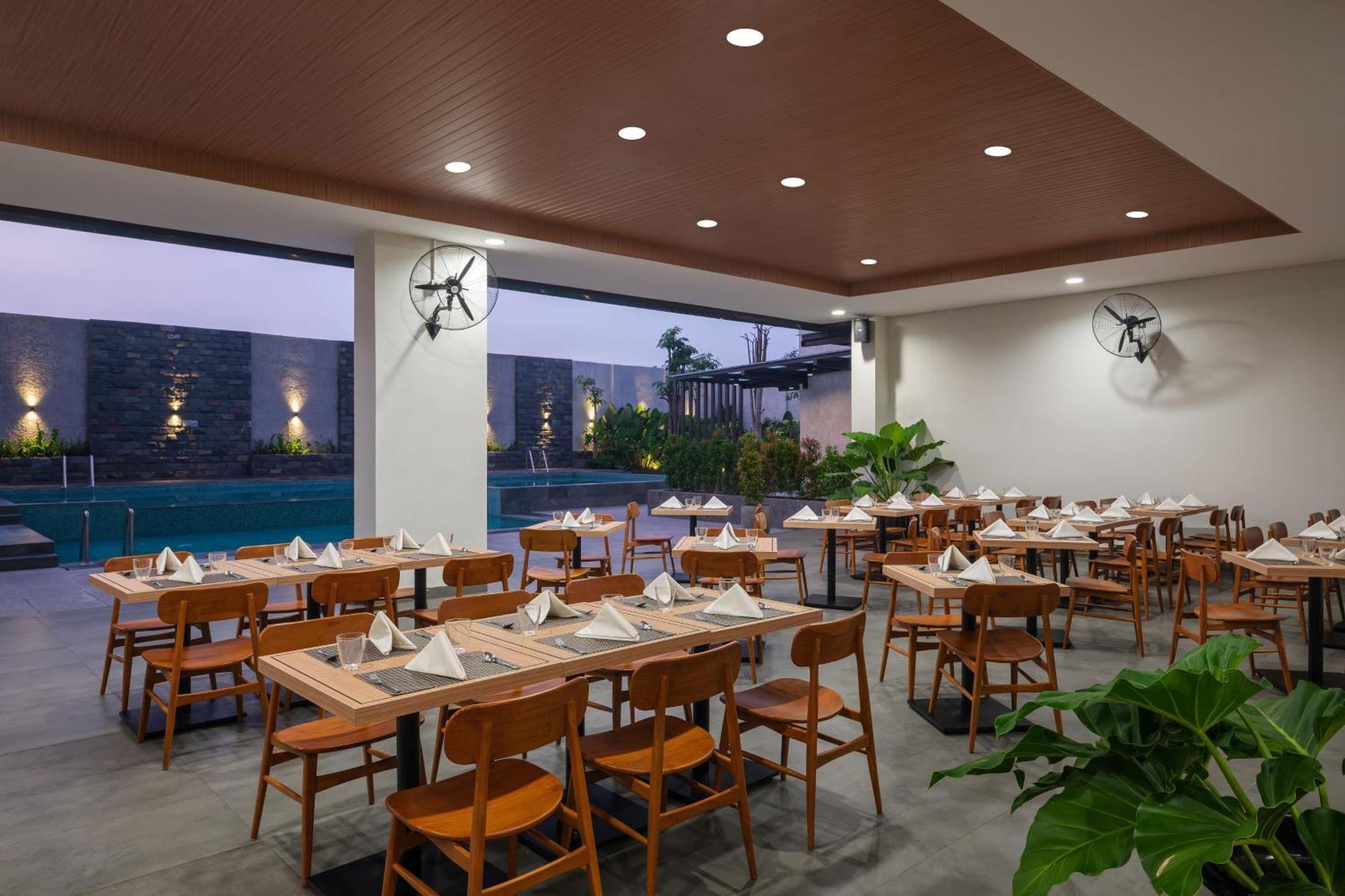 Hotel Santika Blitar Zewnętrze zdjęcie