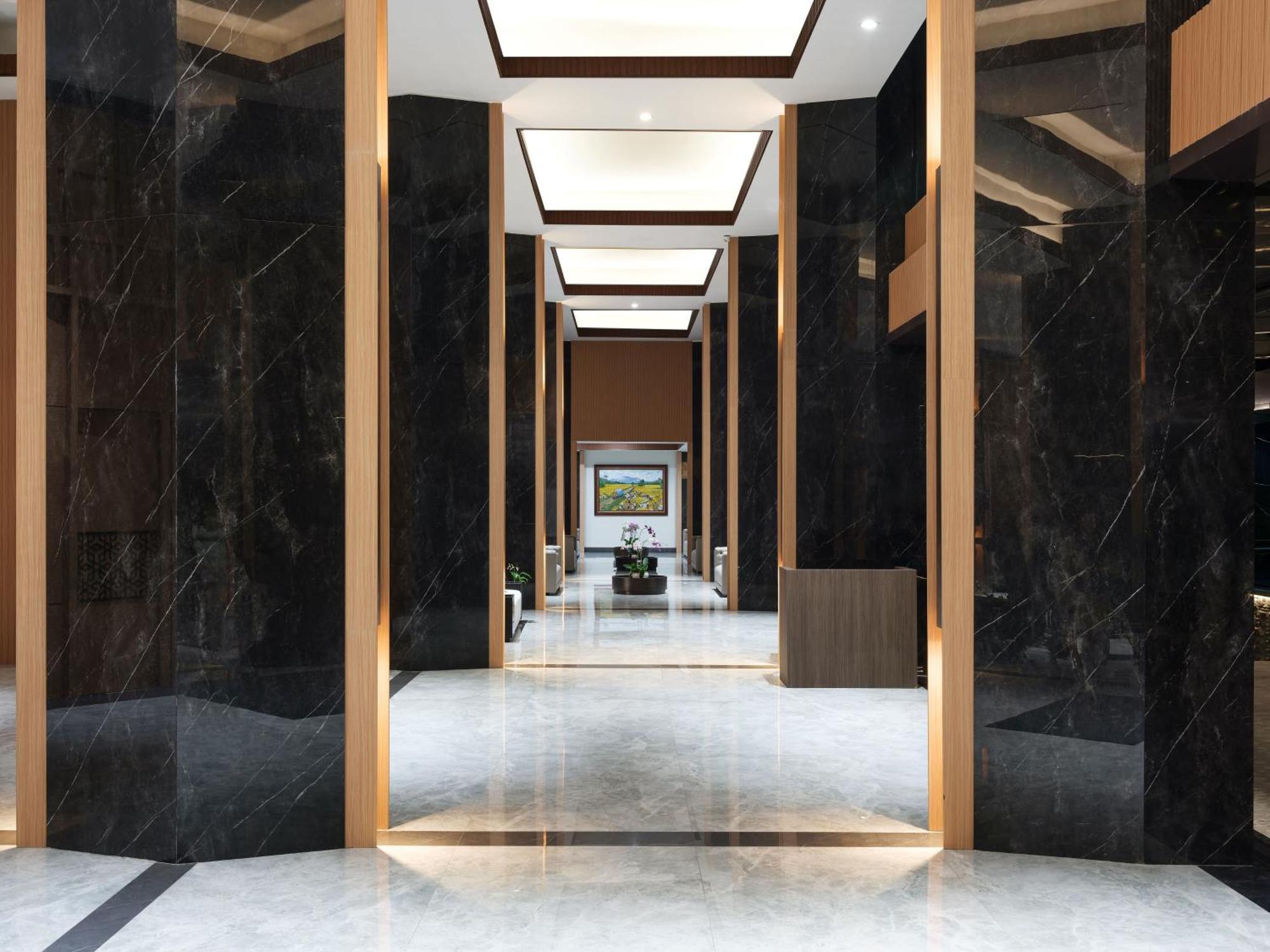 Hotel Santika Blitar Zewnętrze zdjęcie