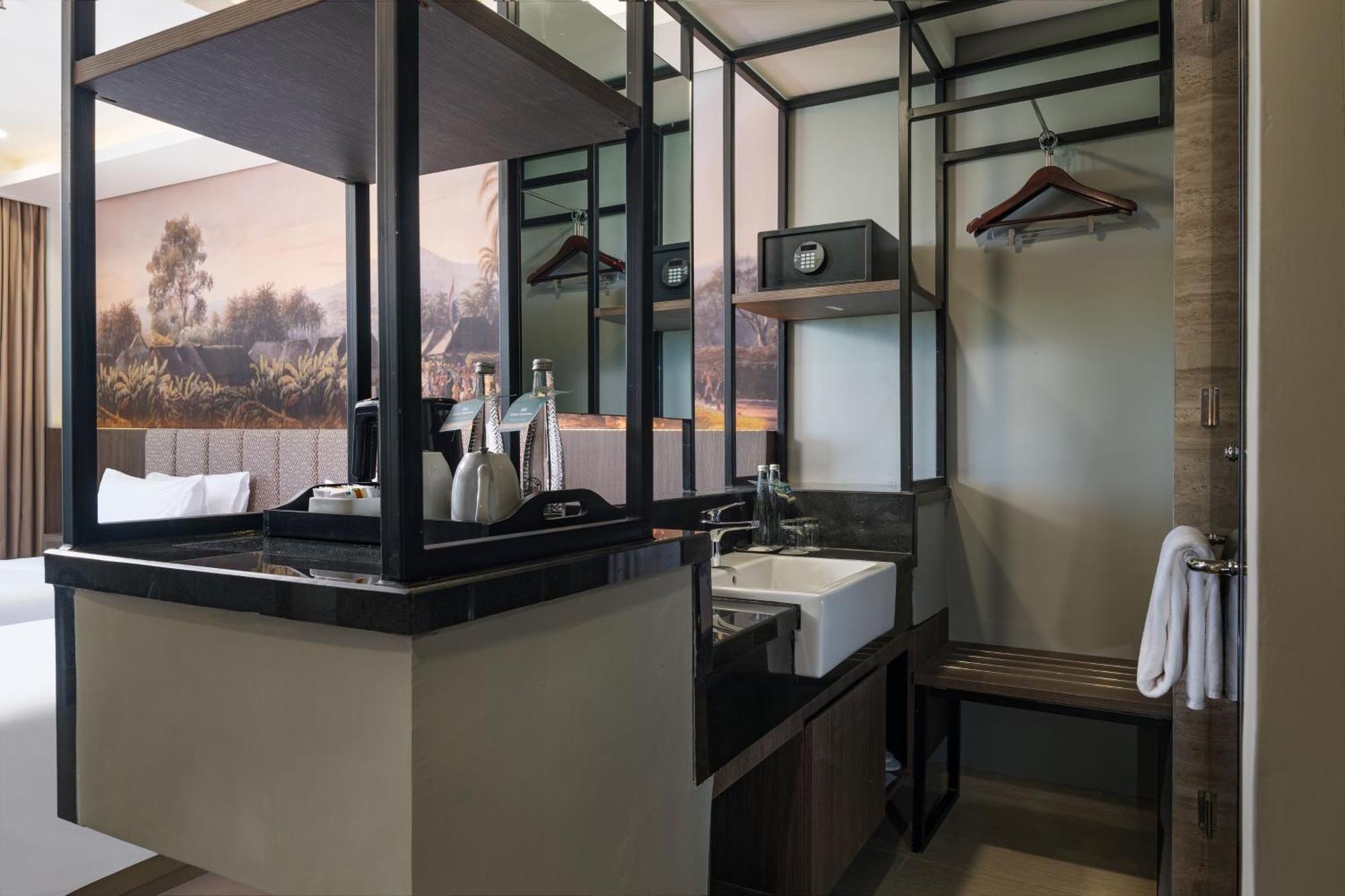 Hotel Santika Blitar Zewnętrze zdjęcie