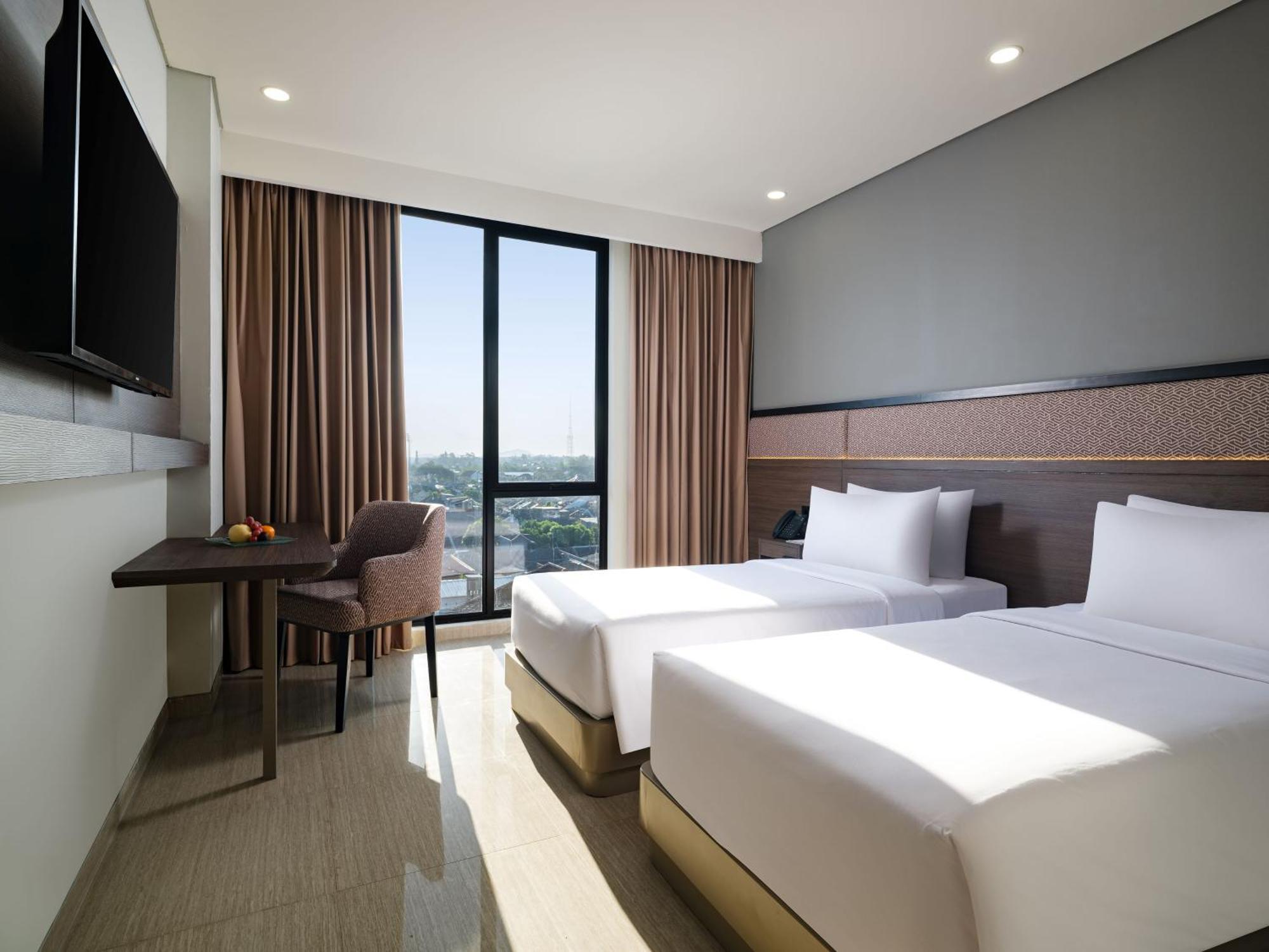 Hotel Santika Blitar Zewnętrze zdjęcie