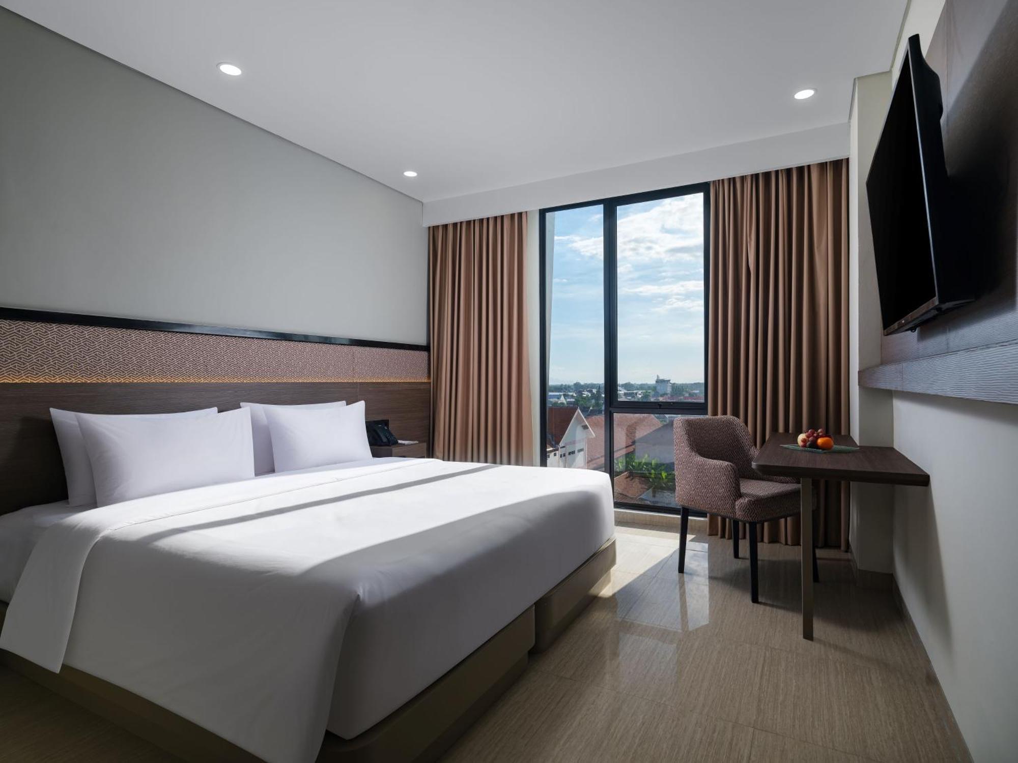 Hotel Santika Blitar Zewnętrze zdjęcie